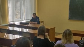 Руководитель следственного отдела провел встречу со студентами